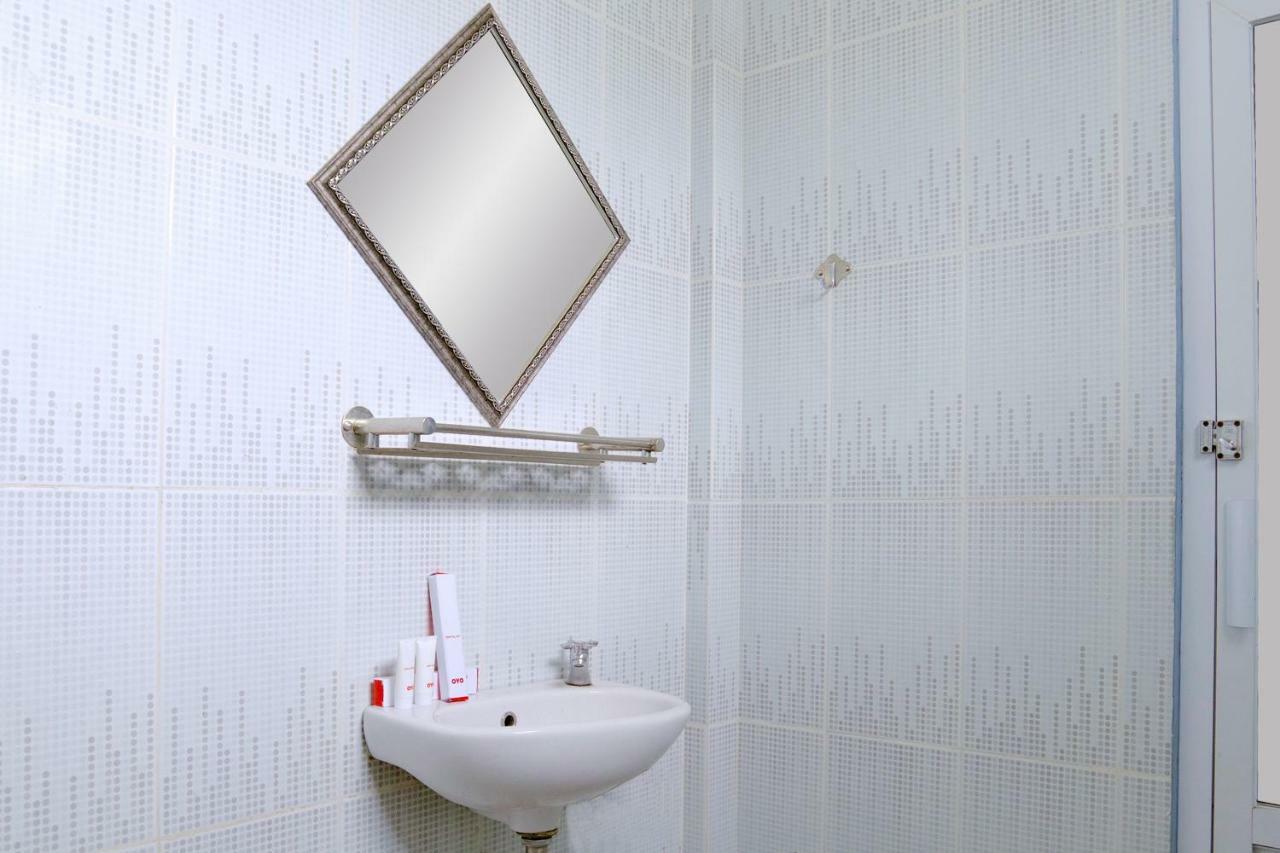 Oyo 1386 Hotel Grand Gabelo 부키팅기 외부 사진